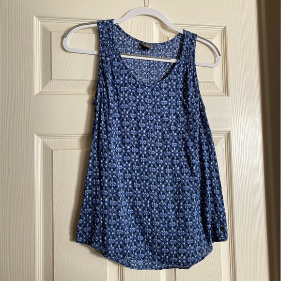 Eddie Bauer V-neck Tank - Picture 1 of 4